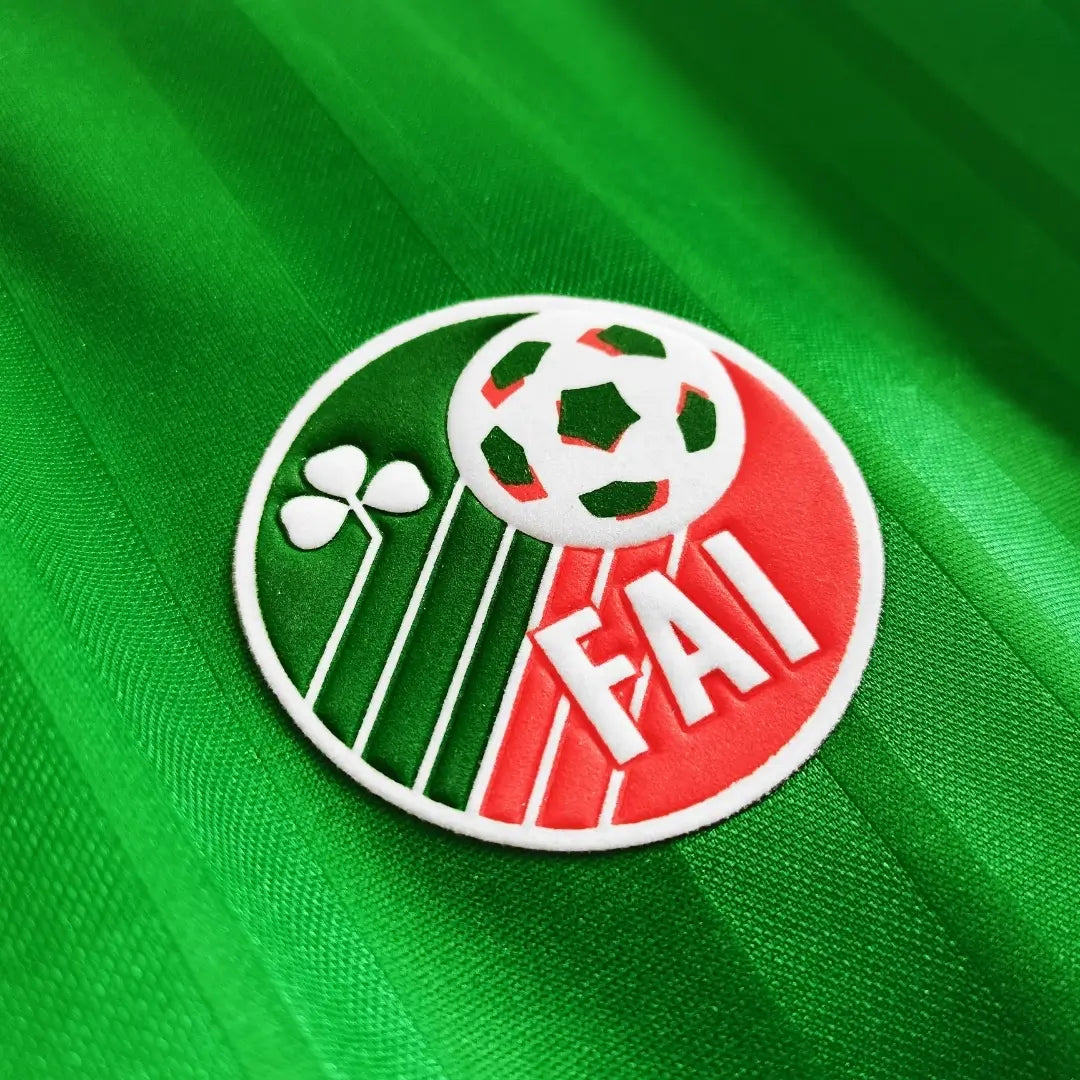 Retro Ireland 1992/94 Home Football Shirt