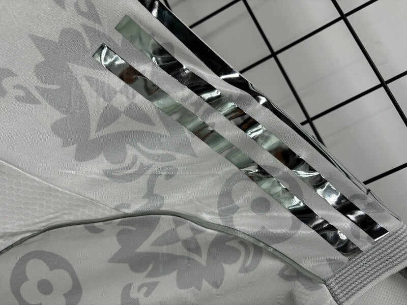 Real Madrid x LV Soccer Jersey 2025/26 Player Version