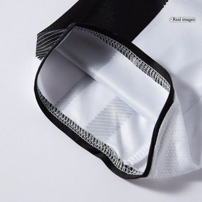 Equipación infantil de la Juventus para la temporada 2025-26 - Camiseta + Pantalón corto