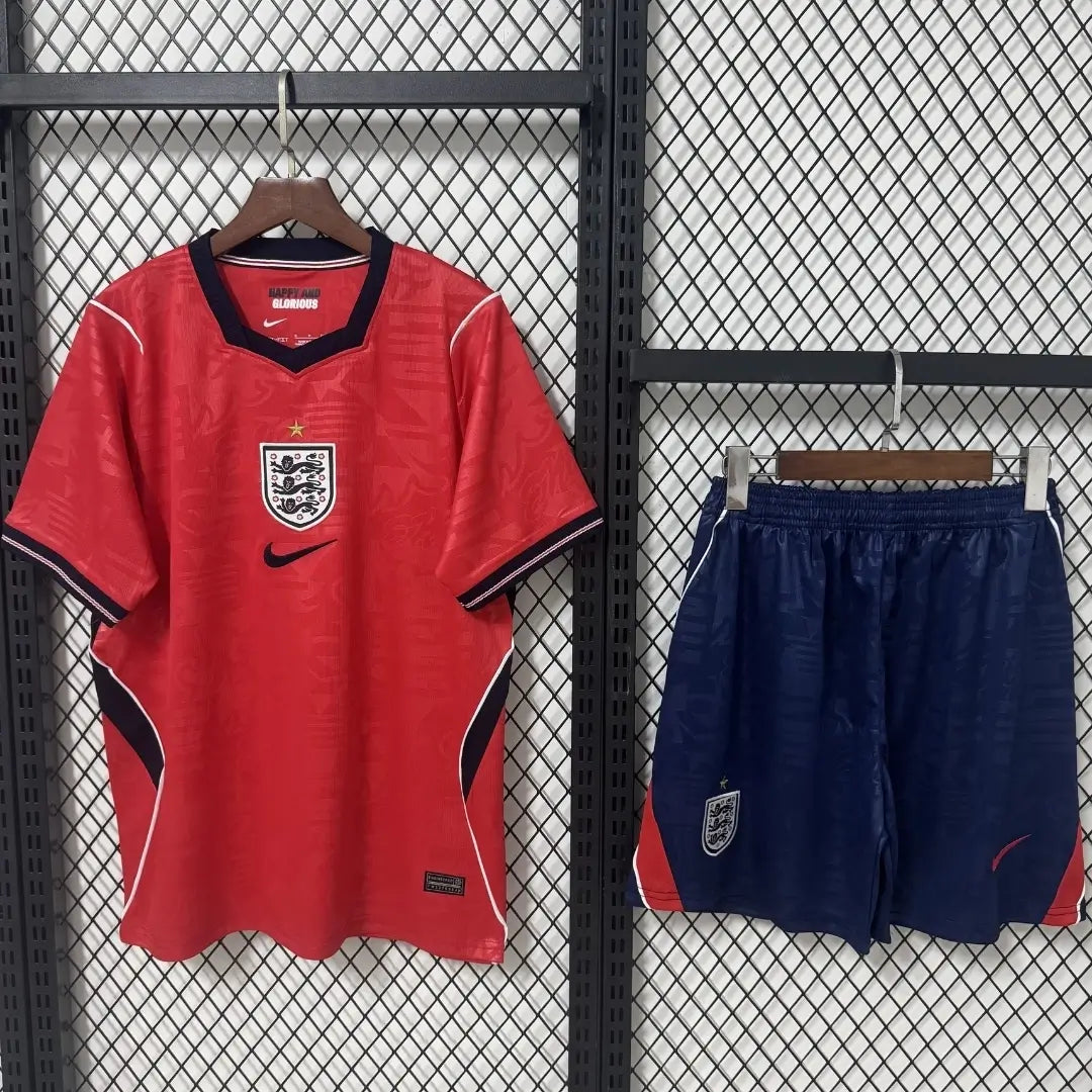 Maillot et short de l'équipe de football d'Angleterre pour la Coupe du Monde 2026 (extérieur)