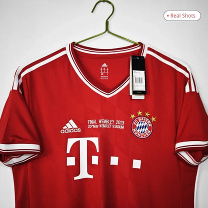 Camiseta de fútbol retro local del Bayern Múnich 2013/14 de Schweinsteiger #31