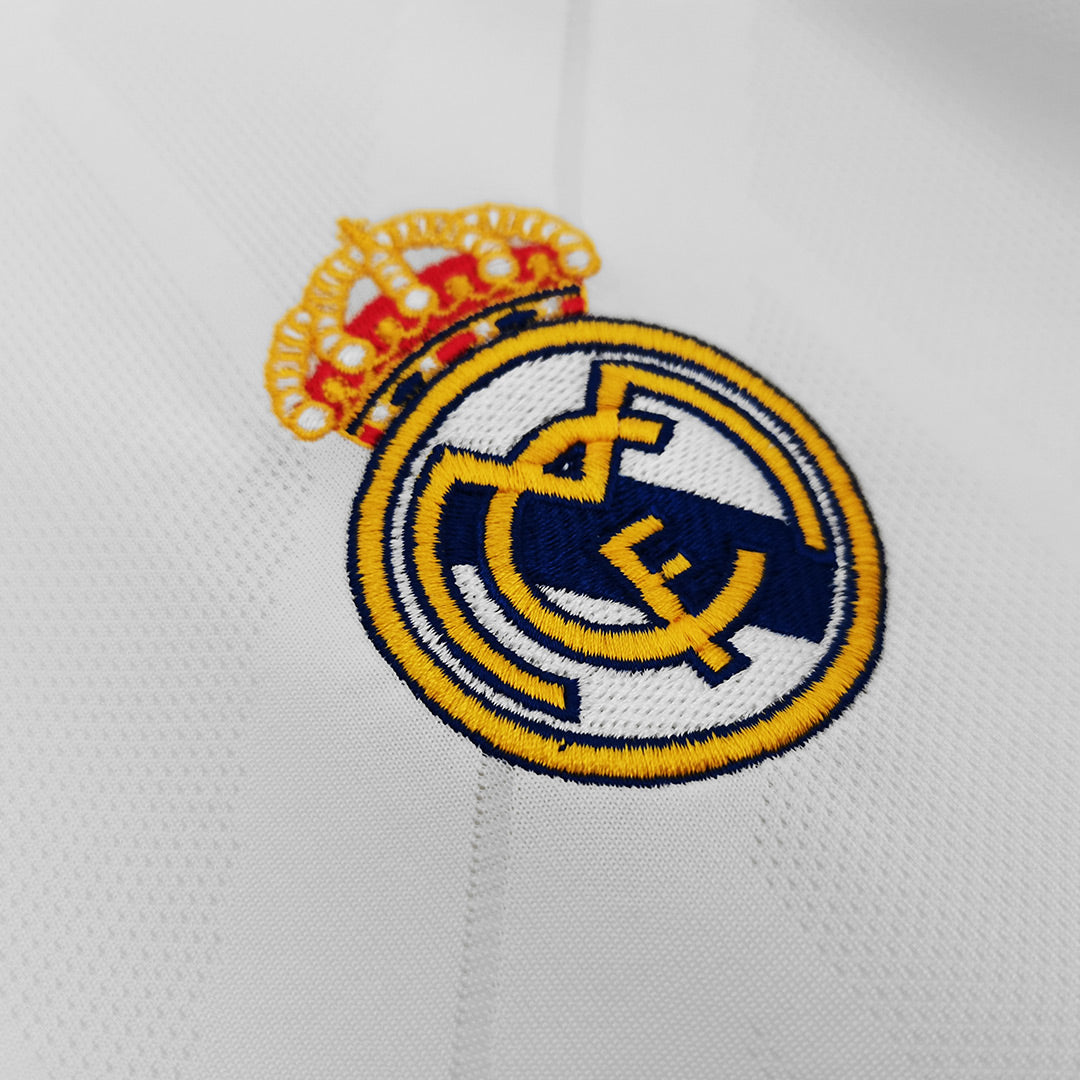 Real Madrid 2017/18 Home Long Sleeve Retro Soccer Jersey