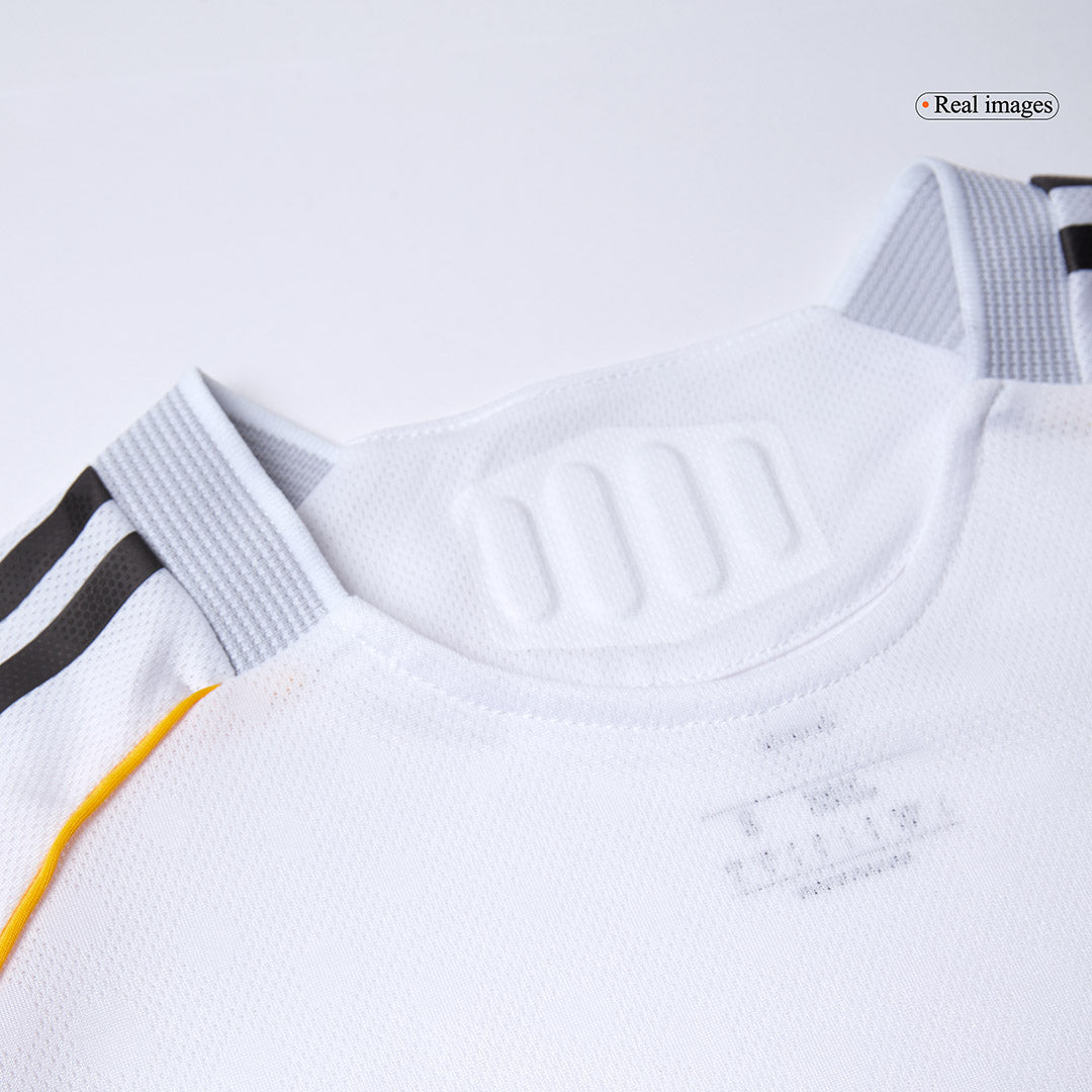 VALVERDE #8 Real Madrid Home Player Version Soccer Jersey 2025/26