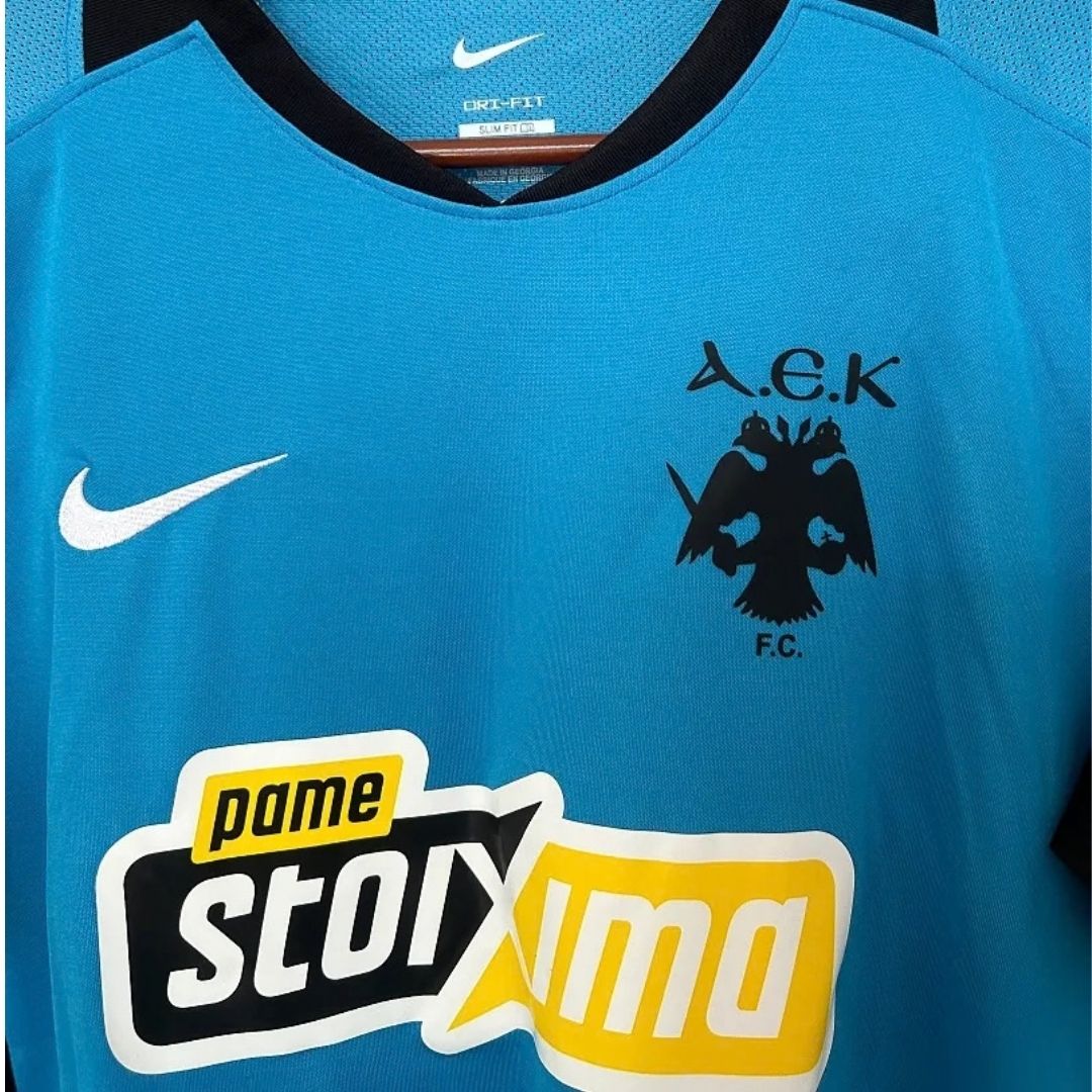 Camiseta segunda equipación AEK Atenas 2025/26