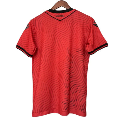 Camiseta de local de Albania para el Mundial de 2026