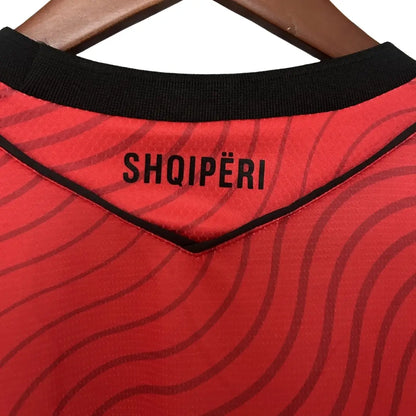 Camiseta de local de Albania para el Mundial de 2026