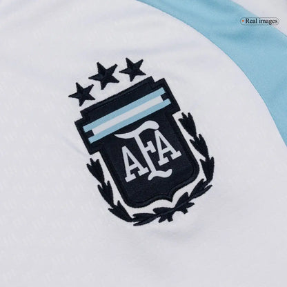 Maillot de football blanc d'avant-match de l'Argentine pour la Coupe du Monde 2026