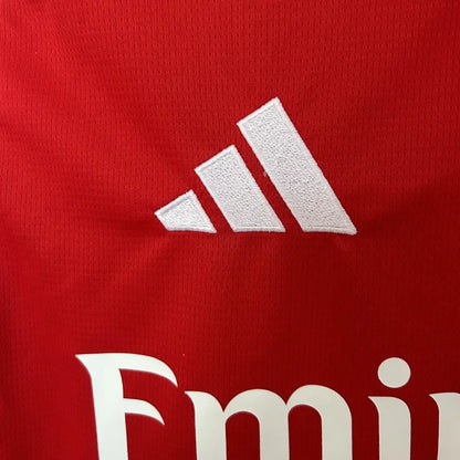 Camiseta de fútbol local del Arsenal #26 Campeones 2026/27 con escudo