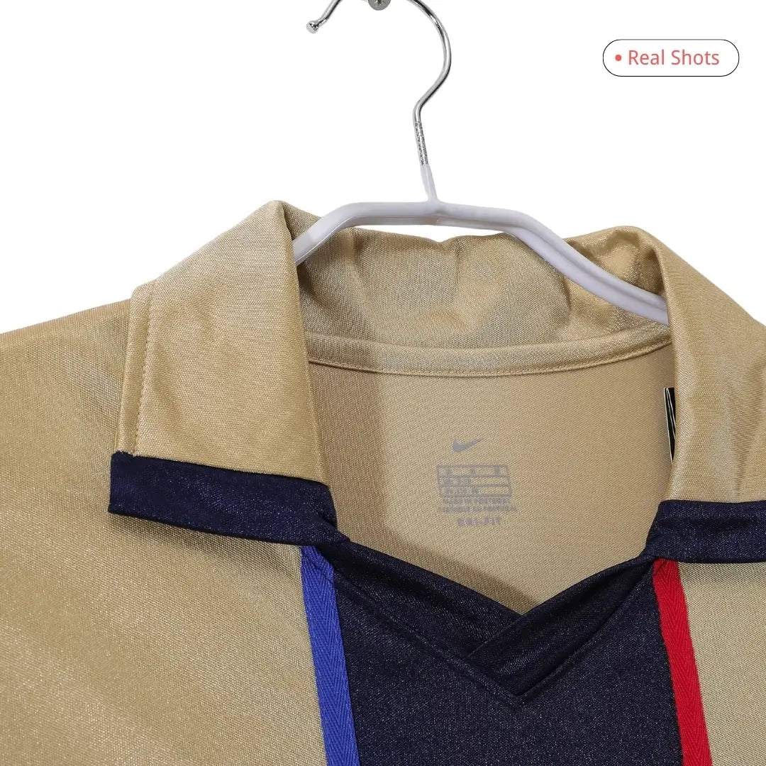 Maillot de football rétro extérieur du FC Barcelone 2002/03