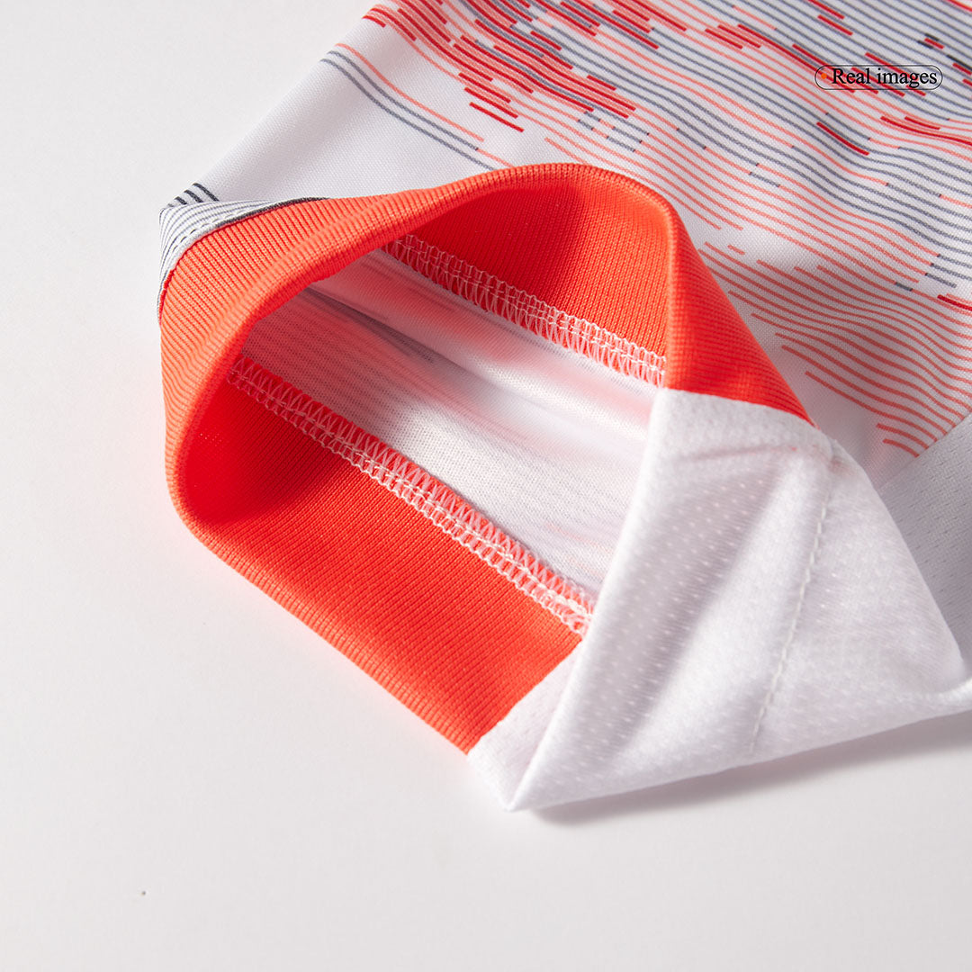 Musiala #10 Bayern Munich Away Soccer Jersey 2025/26