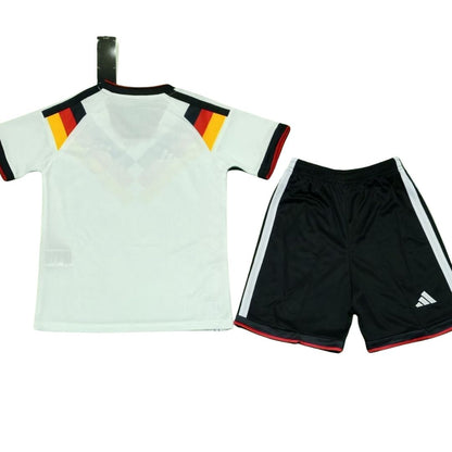 Conjunto de camiseta y pantalón corto de la selección alemana para niños, ideal para la Copa Mundial de la FIFA 2026.