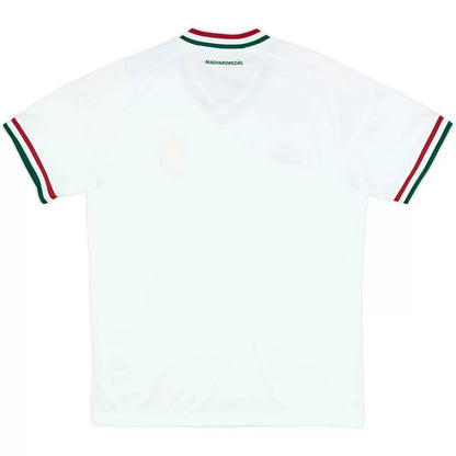 Camiseta de fútbol de visitante de Hungría Mundial 2026