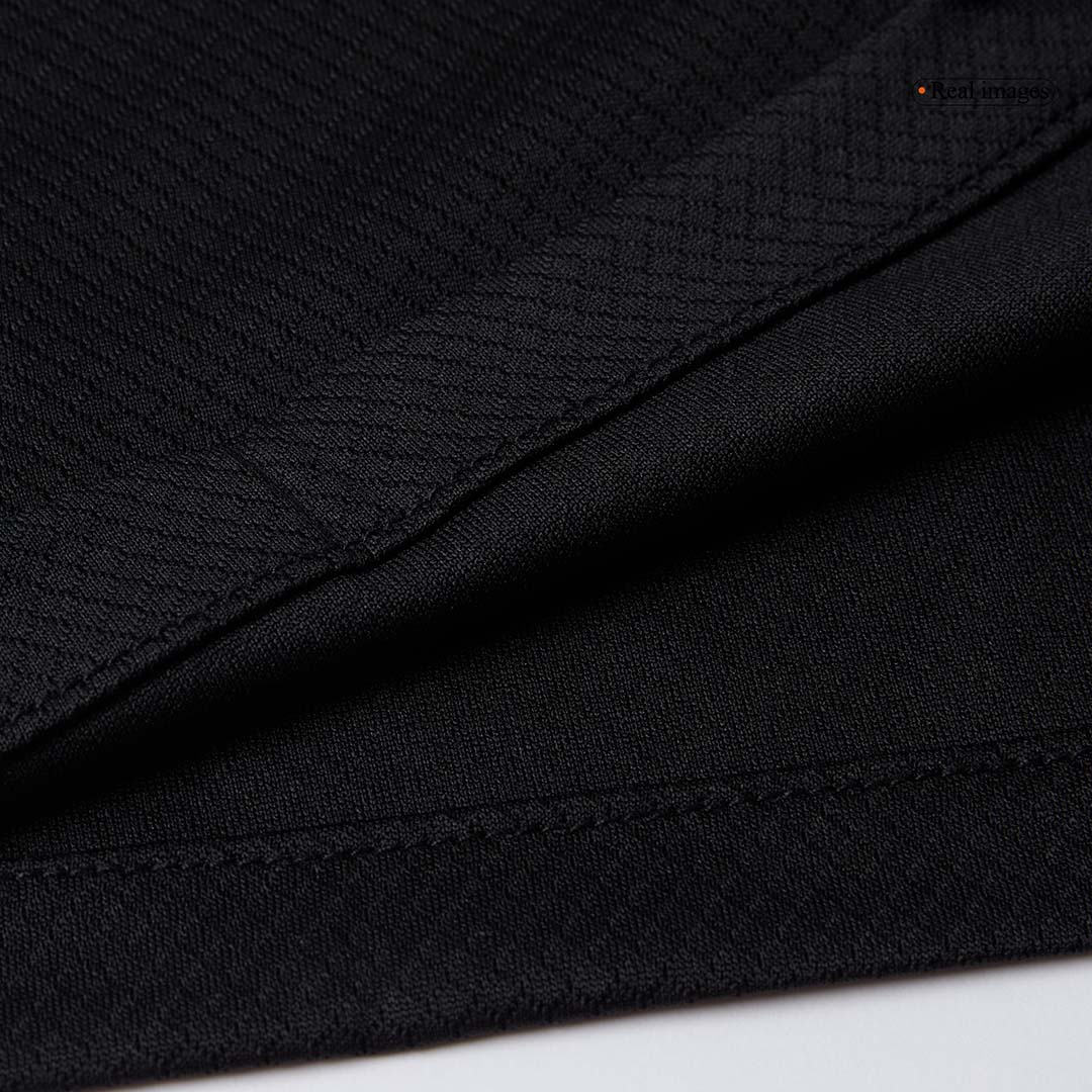 Short domicile de l'Inter Milan 2025/26