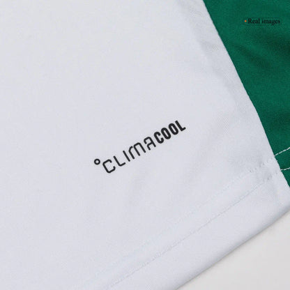 Maillot de football blanc d'avant-match de l'Italie pour la Coupe du Monde 2026