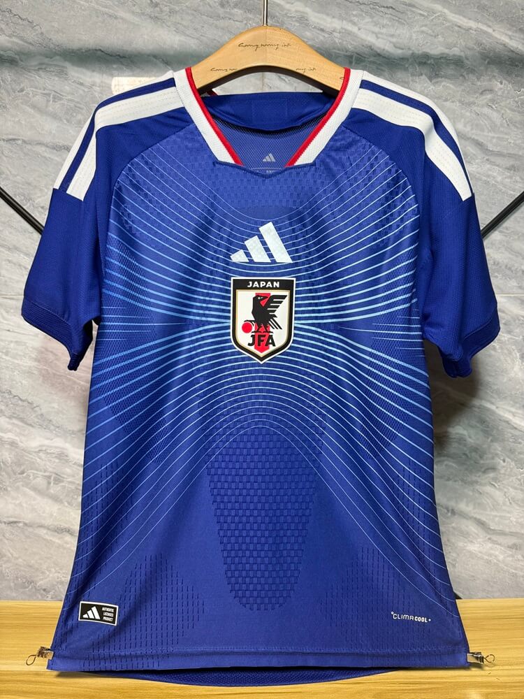Camiseta de fútbol de local para la Copa Mundial de 2026, versión jugador de Japón