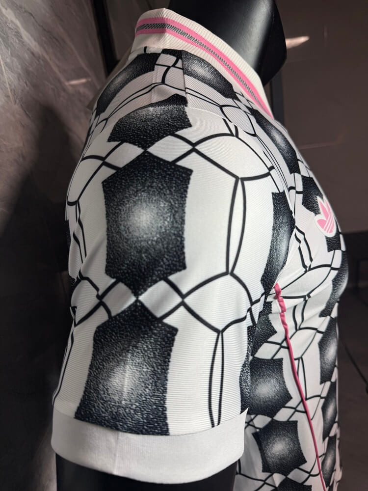 Juventus Lifestyler Player Version Jersey 2025/26