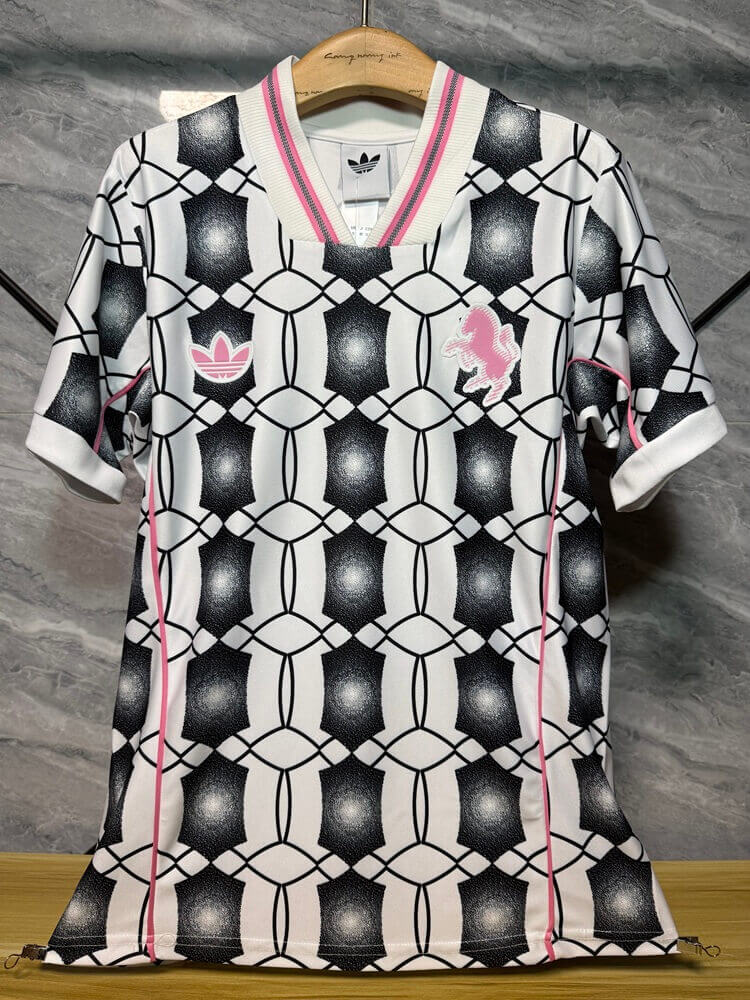 Juventus Lifestyler Player Version Jersey 2025/26