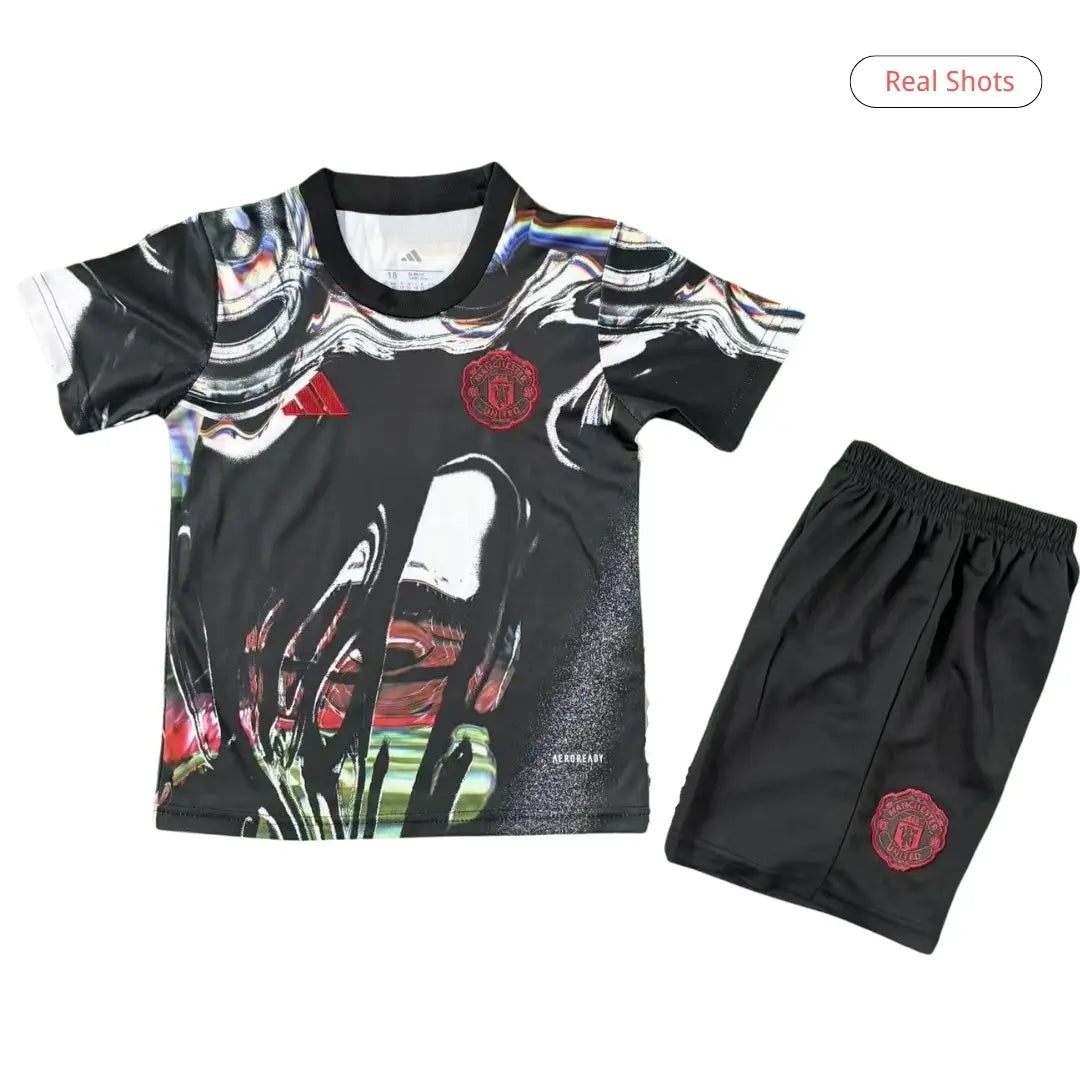 Kid's Manchester United Pre-Match Soccer Kit 2025/26