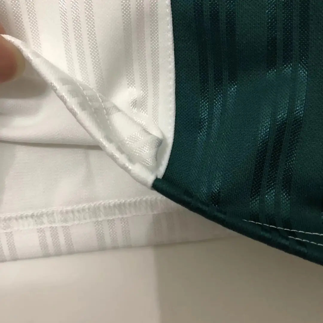 Liverpool 1995/96 Away Retro Football Jersey