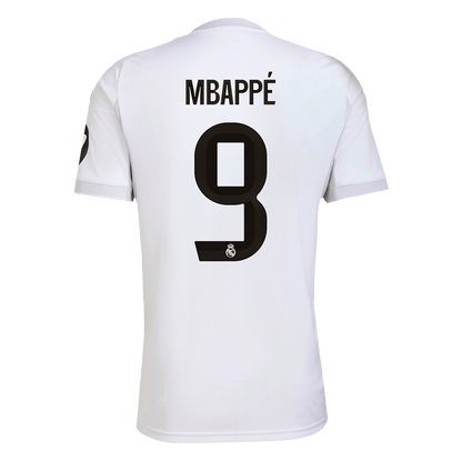 Camiseta de fútbol del Real Madrid, local, temporada 2025/26, con el dorsal #9 de MBAPPÉ, blanca.