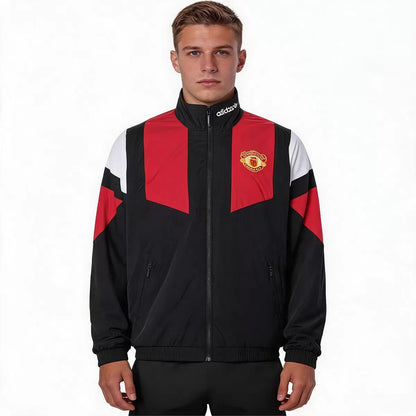 Manchester United EQT Windbreaker Jacket Black 2026/27