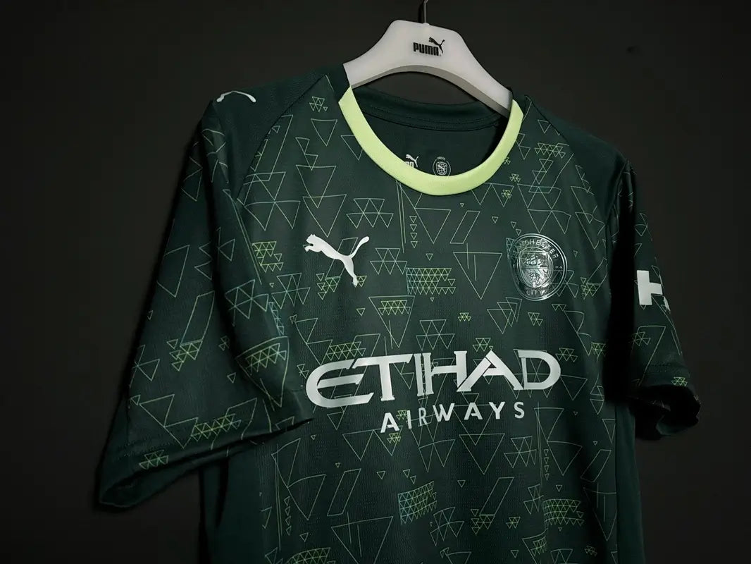 Manchester City EA Sports Fourth Jersey 2025/26