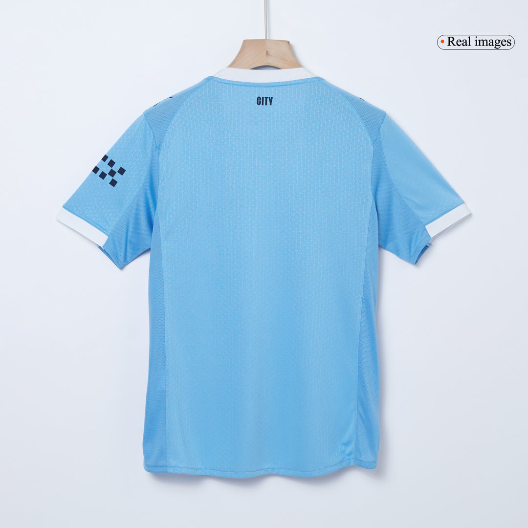 Camiseta de fútbol del Manchester City, versión jugador local, temporada 2025/26, azul