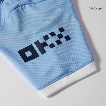 Equipación de fútbol del Manchester City (camiseta + pantalón corto) temporada 2025/26, azul
