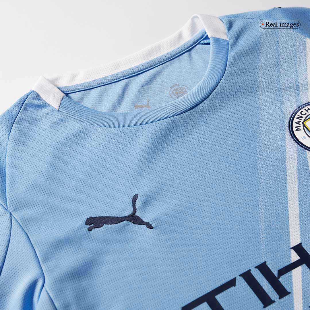 Equipación de fútbol del Manchester City (camiseta + pantalón corto) temporada 2025/26, azul