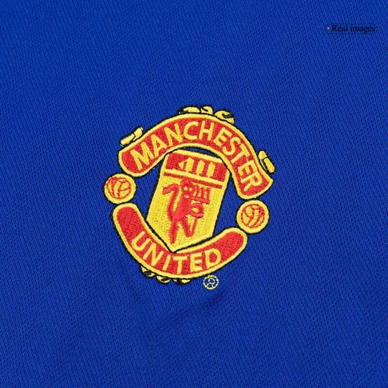 Manchester United 2005/06 Away Retro Soccer Jersey