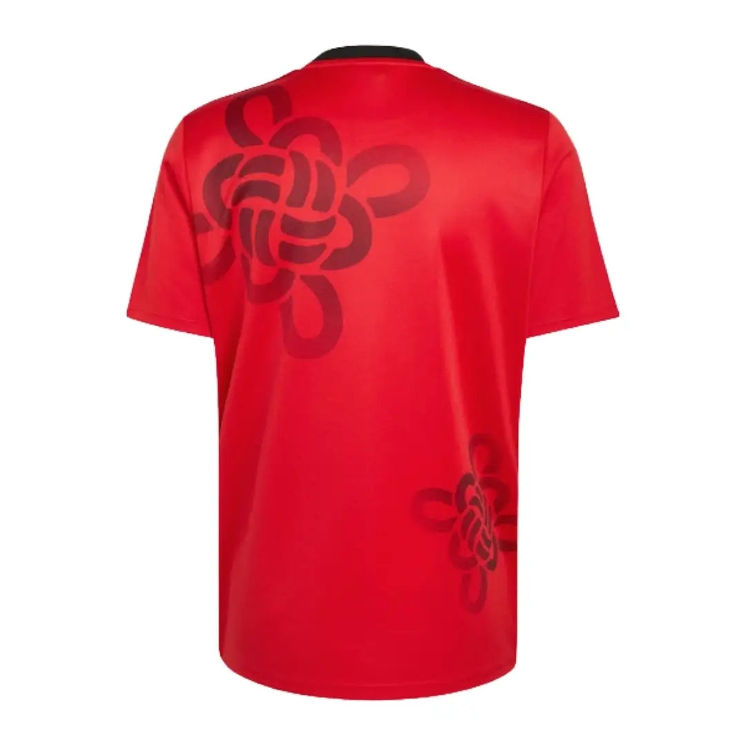 Camiseta con nudo chino de la suerte del Manchester United 2025/26