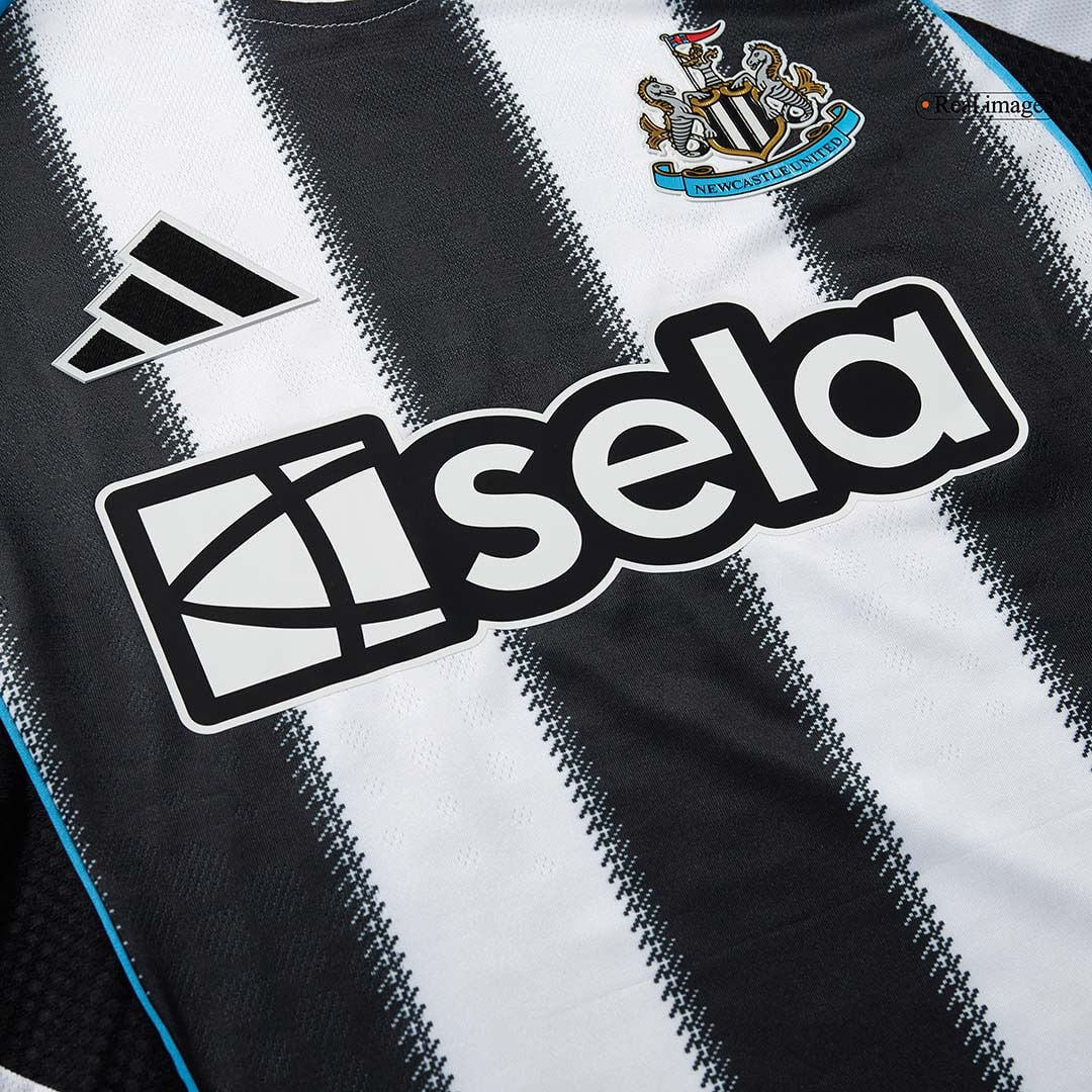 Maillot domicile de Newcastle United, version joueur, 2025/26, noir et blanc