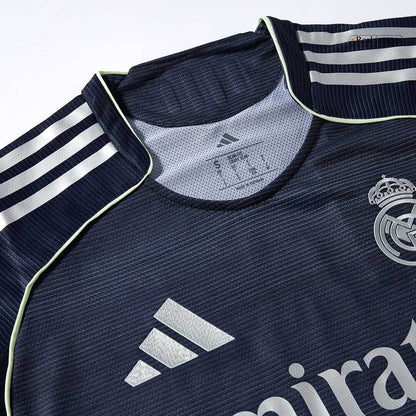 BELLINGHAM #5 Real Madrid Maillot extérieur version joueur 2025/26
