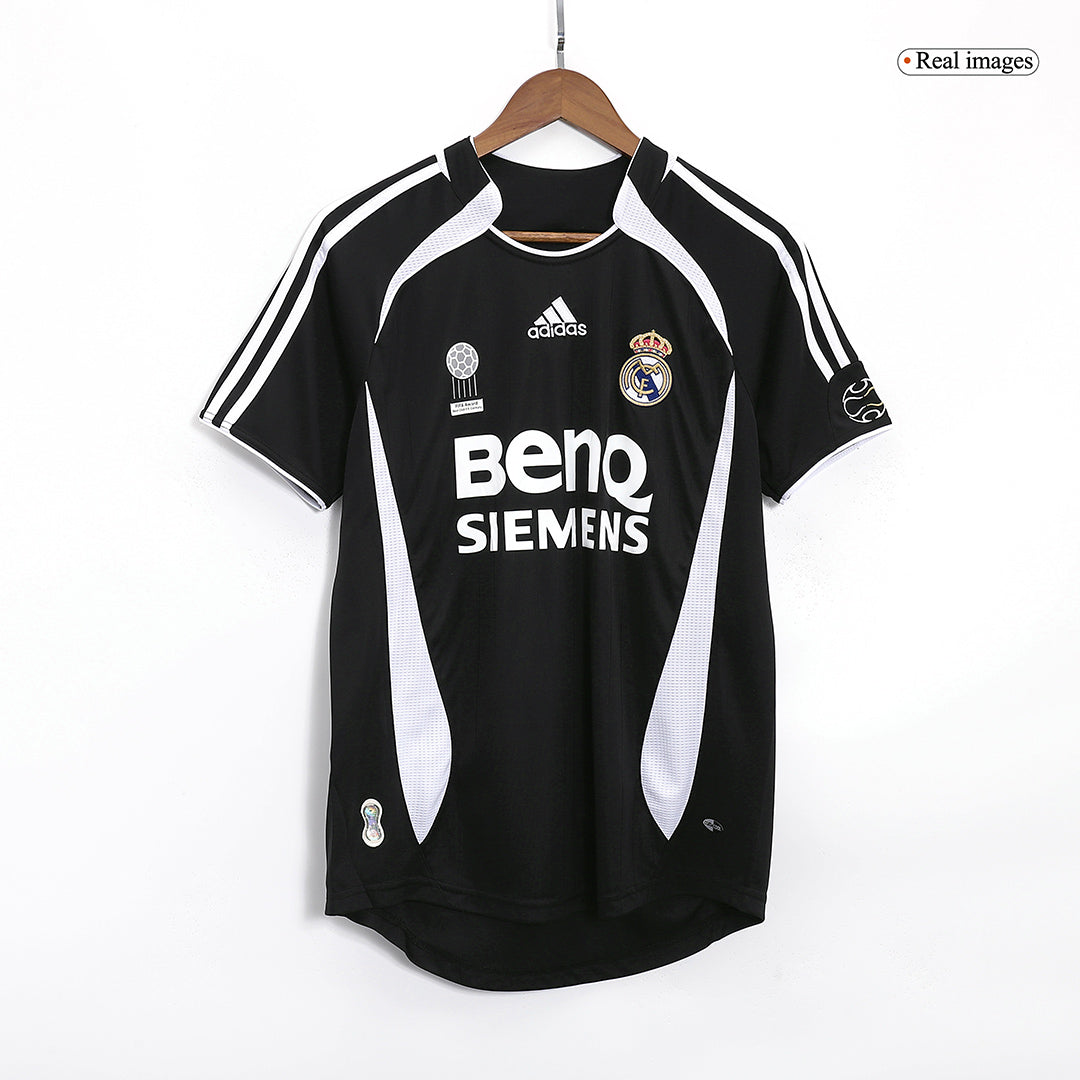Camiseta retro de visitante del Real Madrid 2006/07 de Beckham #23