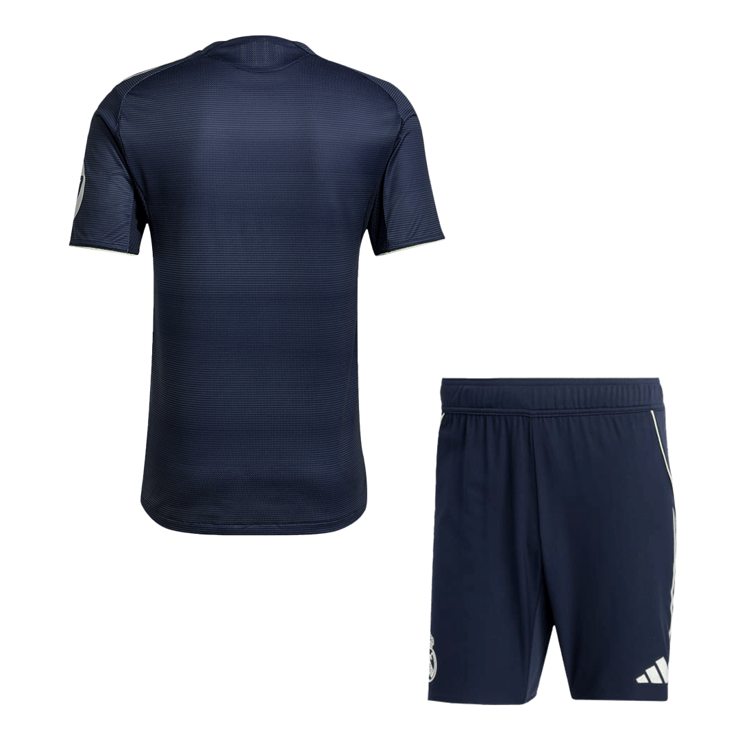 Equipación visitante del Real Madrid (versión jugador) - Camiseta + Pantalón corto 2025/26