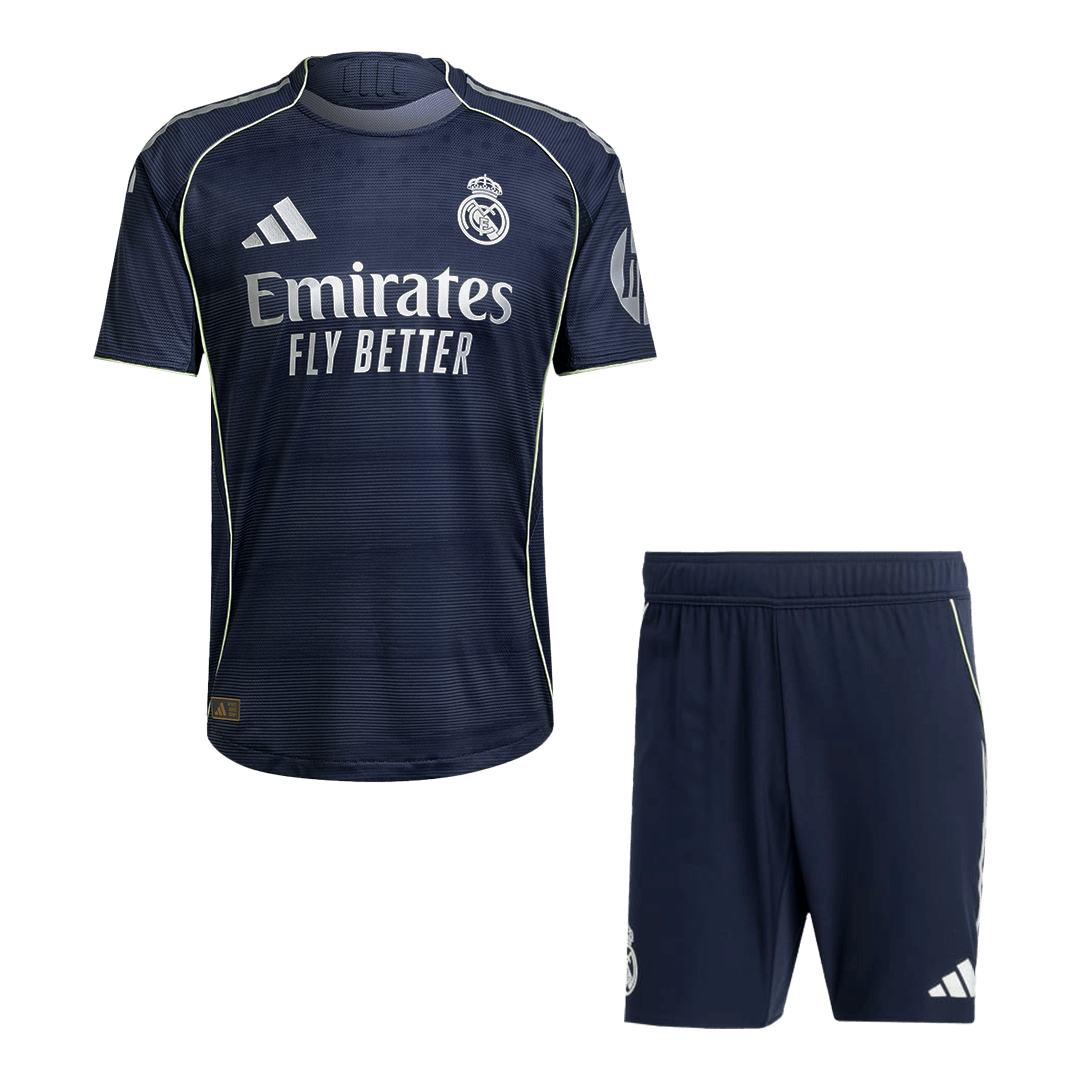 Equipación visitante del Real Madrid (versión jugador) - Camiseta + Pantalón corto 2025/26