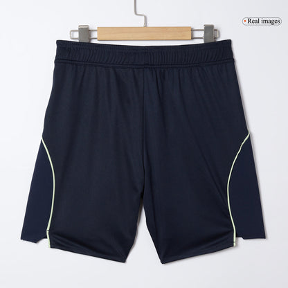 Pantalones cortos de fútbol Real Madrid, versión visitante, temporada 2025/26