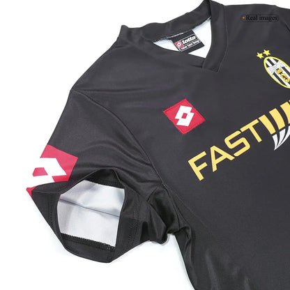 Maillot de football rétro Juventus extérieur 2001/02