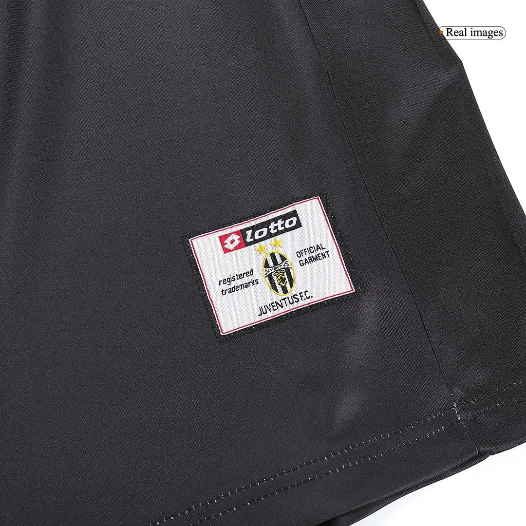 Maillot de football rétro Juventus extérieur 2001/02