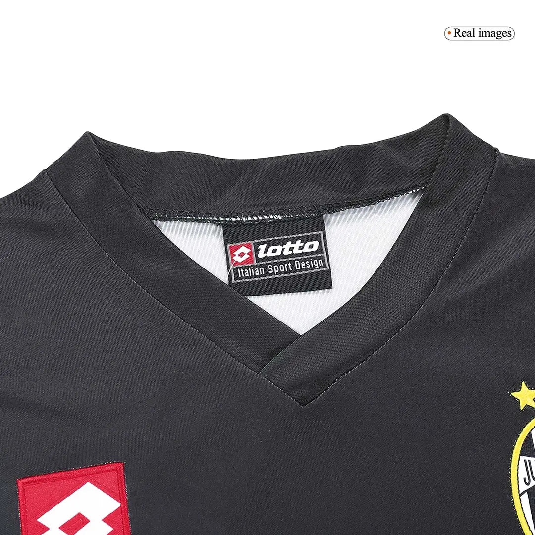 Maillot de football rétro Juventus extérieur 2001/02
