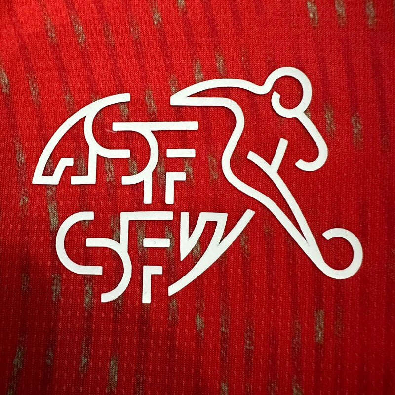 Camiseta de local de Suiza, versión jugador, Copa Mundial 2026