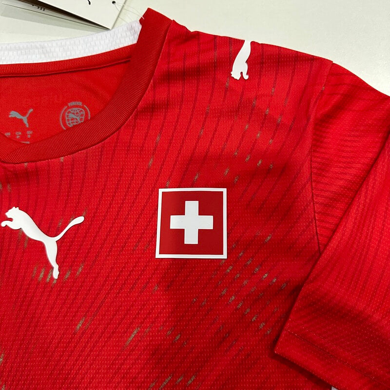 Camiseta de local de Suiza, versión jugador, Copa Mundial 2026