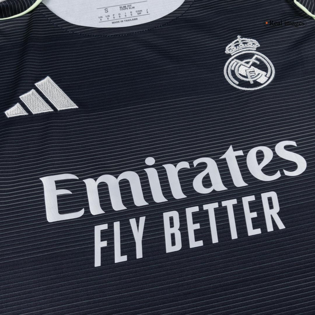 Maillot extérieur féminin du Real Madrid 2025/26