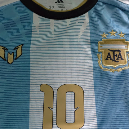 Παιδικό σετ εμφάνισης Argentina x Messi #10 (εντός έδρας) 2026 - Φανέλα+Σορτς