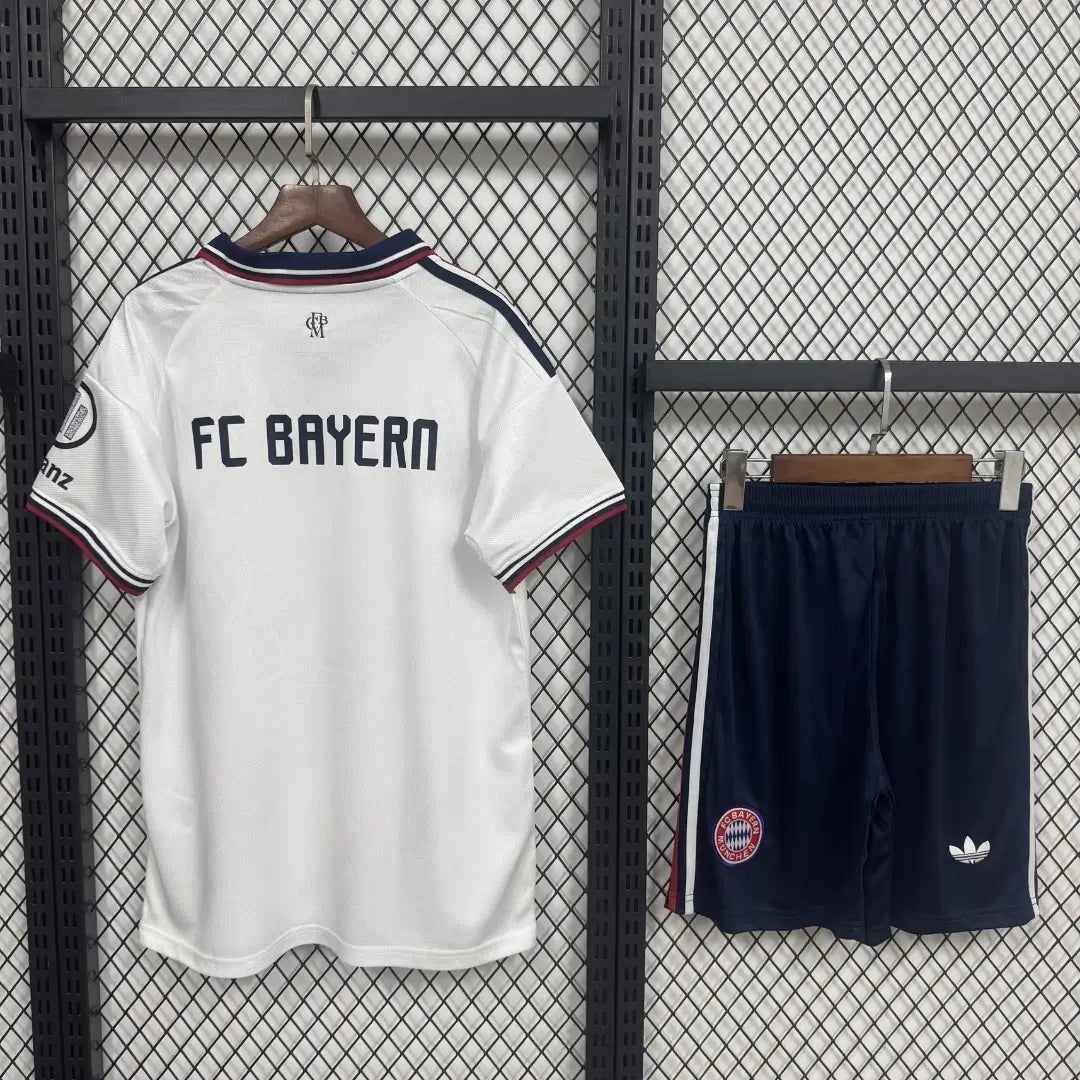 Bayern Munich Away Kit - Jersey+Shorts 2026/27