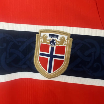 Camiseta de fútbol local de Løvene para el Mundial de 2026