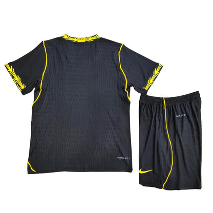 Tenue domicile enfant PSG - Maillot + Short 2025/26