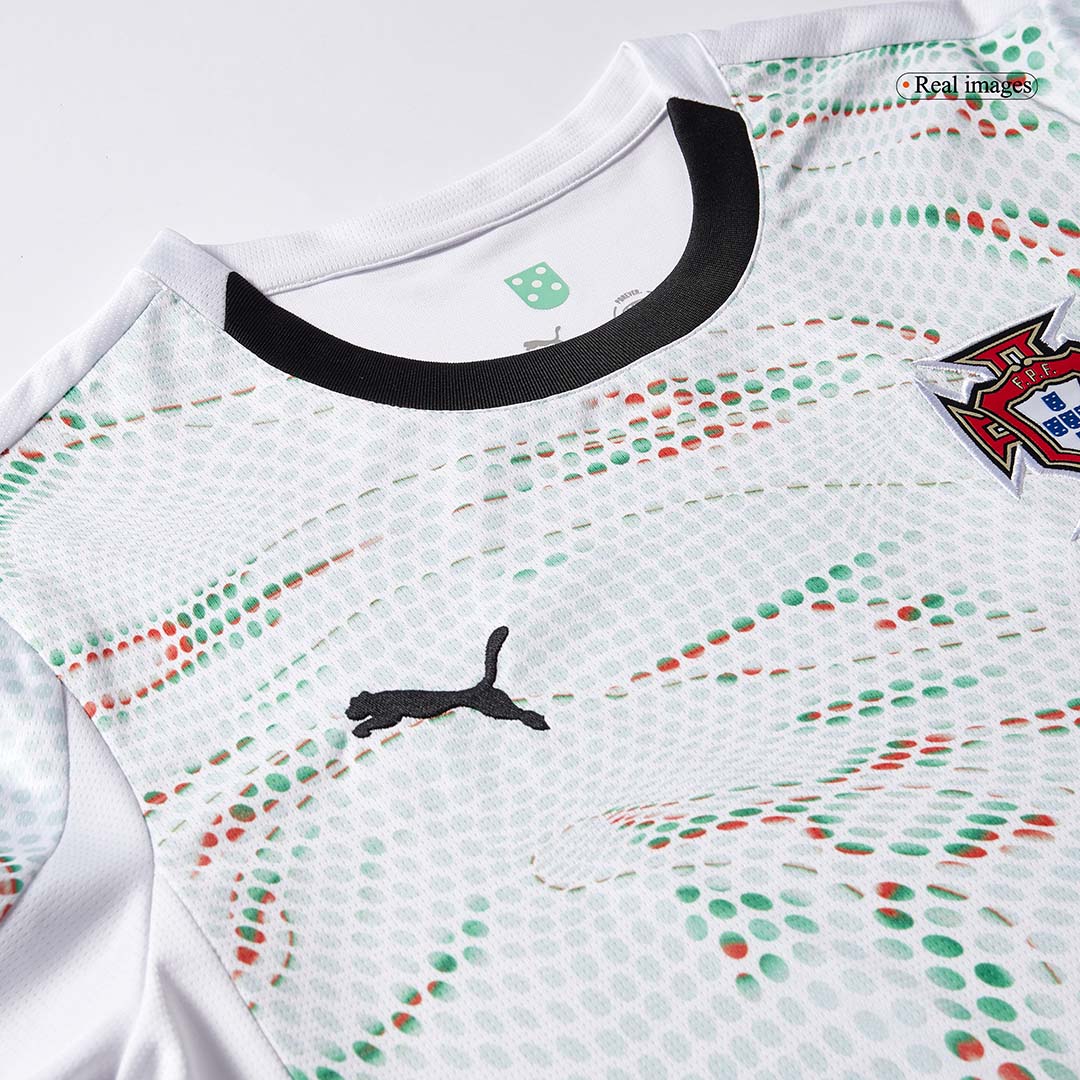 RONALDO #7 Portugal Away Long Sleeve Football Jersey 2025 White