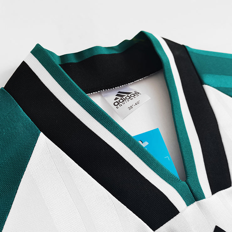 Liverpool 1993/95 Away Retro Football Jersey