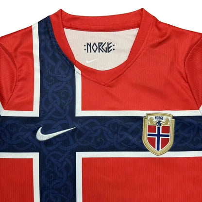 Camiseta de fútbol local de Noruega para la Copa Mundial 2026